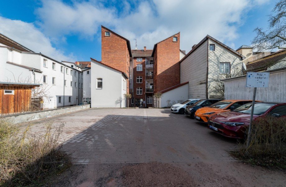 Stellplatzfl�che Wohn- / Gesch�ftshaus Eisenach