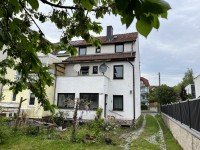 Hauptbild Preview: Charmantes Reihenendhaus mit großem Grundstück und Nebengelass am Fuße des Petersbergs in Eisenach