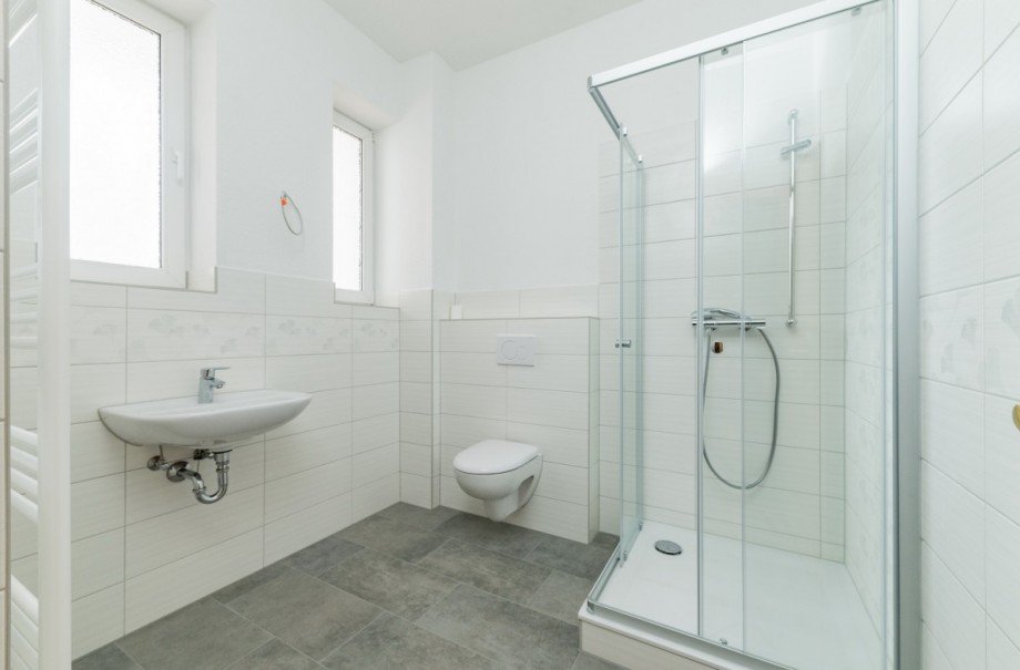 Beispiel Badezimmer Mehrfamilienhaus Eisenach