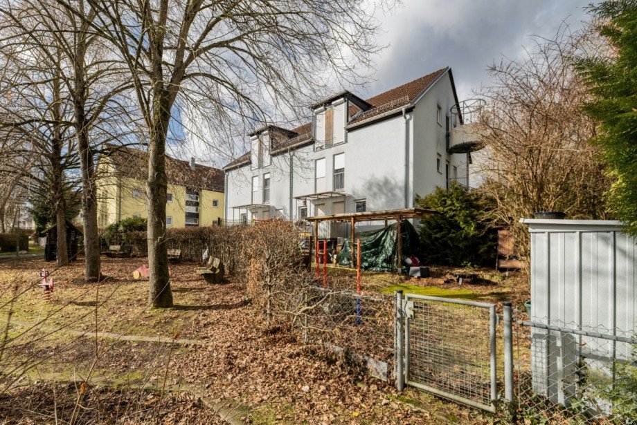 Hausansicht S�d-Ost Mehrfamilienhaus Eisenach