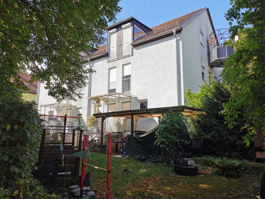 Hausr�ckseite S�d-Ost Mehrfamilienhaus Eisenach