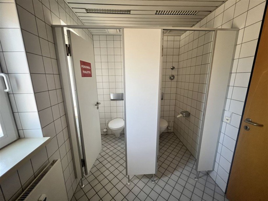 WC-Anlagen B�ro / Praxis Eisenach , Th�r