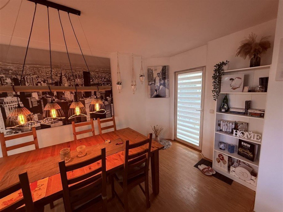Essbereich Dachgeschosswohnung Eisenach , Th�r