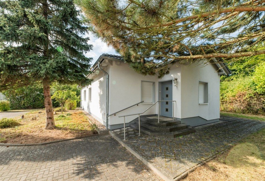 Einfamilienhaus (2) Halle / Lager / Produktion Eisenach , Th�r