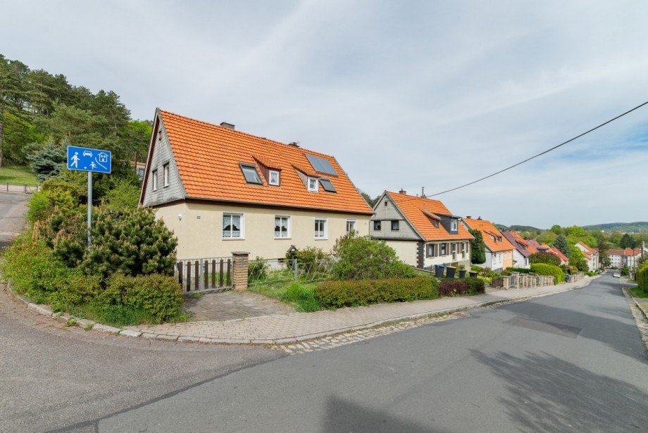 Stra�enansicht Doppelhaush�lfte Eisenach
