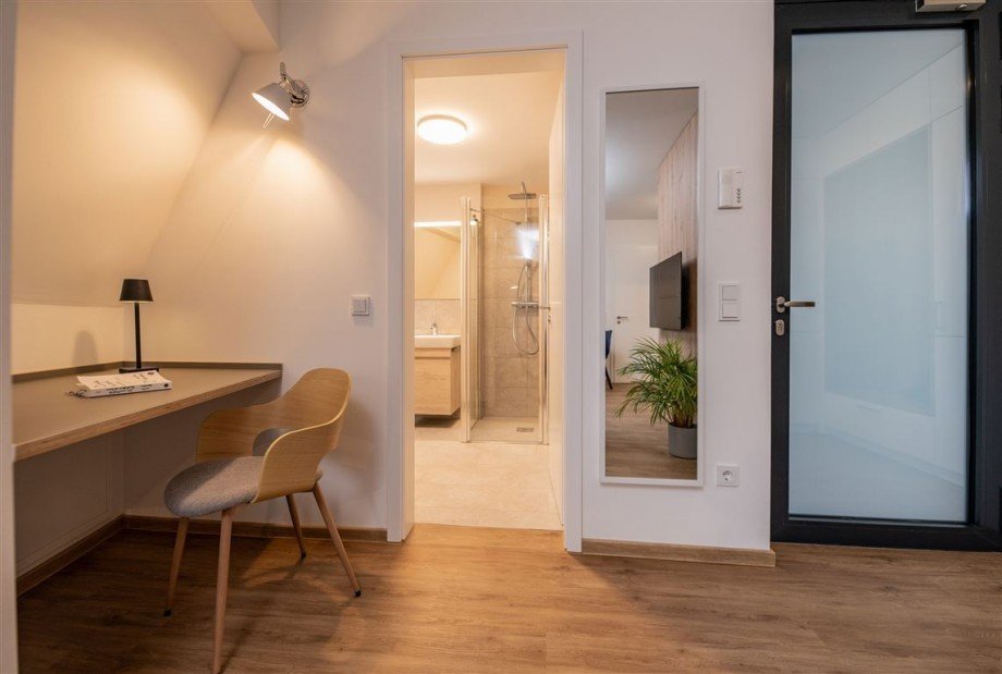 Zugang Wohnung Dachgeschosswohnung Eisenach , Th�r