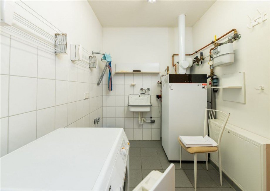 Einfamilienhaus - HWR Halle / Lager / Produktion Eisenach , Th�r