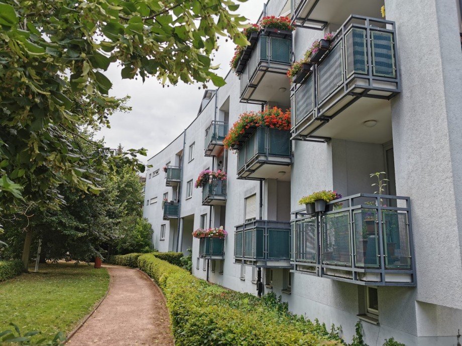 Hausr�ckseite - S�dseite Etagenwohnung Eisenach