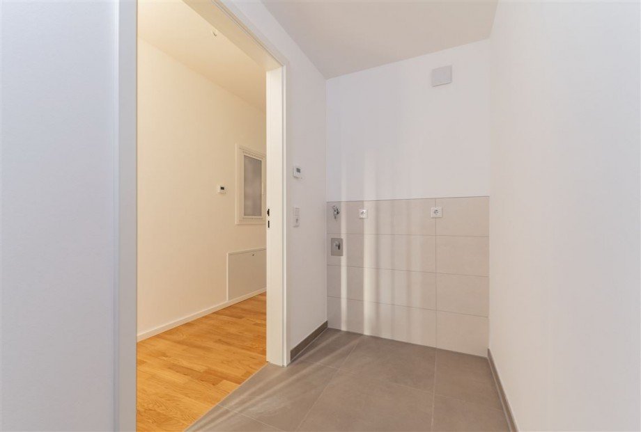 HWA mit WM-Anschluss Etagenwohnung Eisenach , Th�r