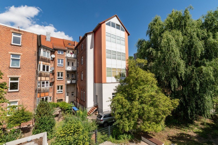 S�d-Ansicht Mehrfamilienhaus Eisenach